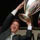 Illustration for article titled Az a csodás ősz, amikor Louis van Gaal hadat üzent Magyarországnak